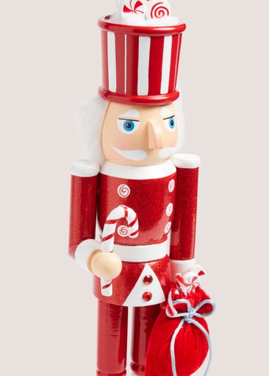 Red Sweet Nutcracker (10cm x 8cm x 40cm)