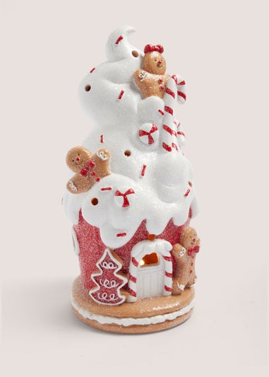 Cake LED Christmas House (12.5cm x 12cm x 25cm)