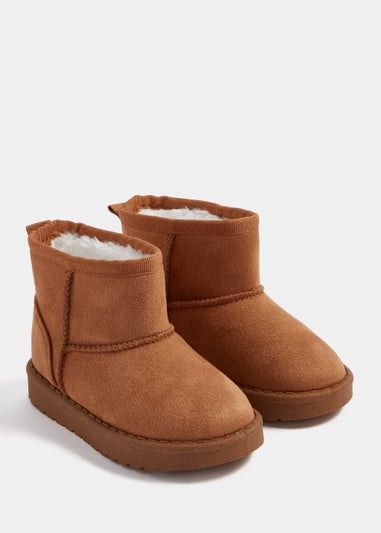 Kids Tan Snug Boots (Younger 4-12)
