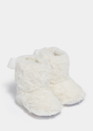 Cream Faux Fur Soft Sole Baby Boots (Newborn-18mths)