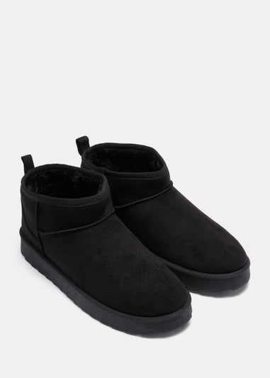 Black Snug Boots - Size 4