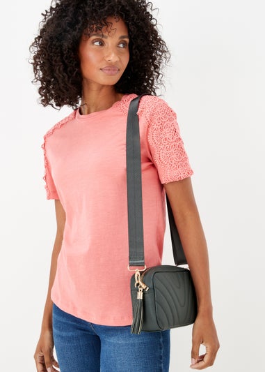 Green Wave Camera Bag