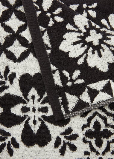 Monochrome Tile Print Towels