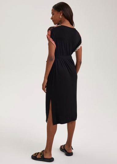 Black Zigzag T-Shirt Dress