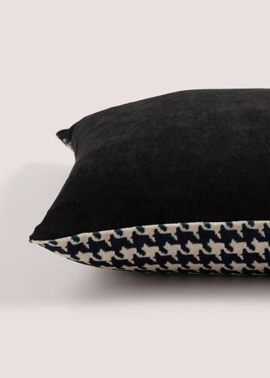 Black & Gold Houndstooth Cushion (43cm x 43cm)