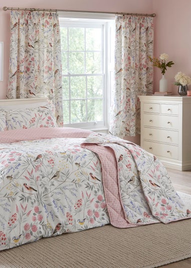 Dreams & Drapes Caraway Pink Bedspread