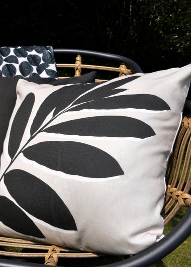 Fusion Leaf Print Filled Cushion