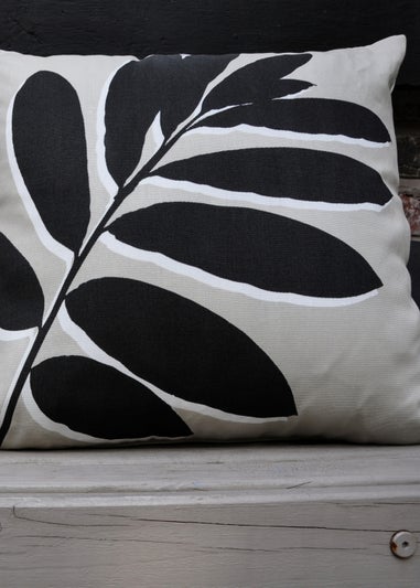 Fusion Leaf Print Filled Cushion