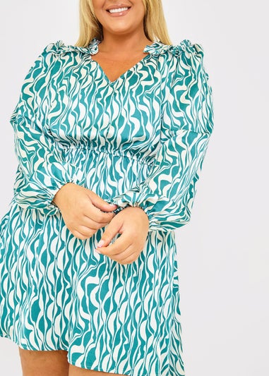 In The Style Jess Millichamp Green Abstract Print Ruffle Dress