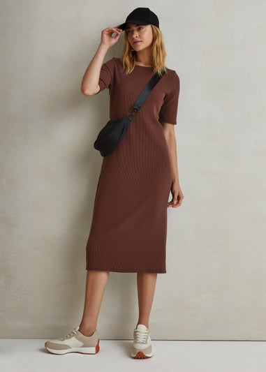 Brown Ribbed T-Shirt Dress