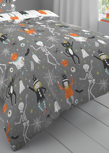 Bedlam Halloween Party Duvet Cover Set