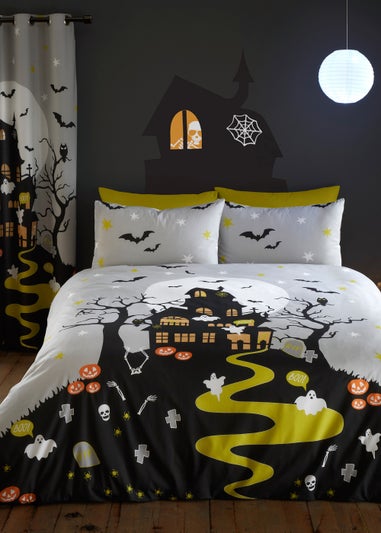 Bedlam Halloween Haunted House Duvet Cover Set