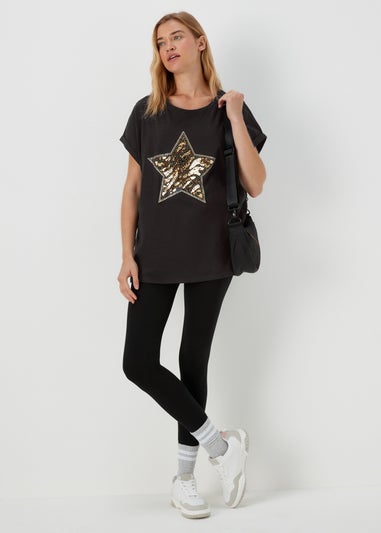 Papaya Curve Black Star Print T-Shirt