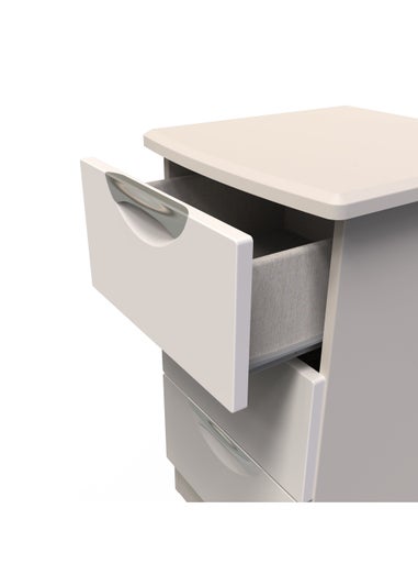 Swift Bordeaux 3 Drawer Bedside Table (69.5cm x 41.5cm x 39.5cm)