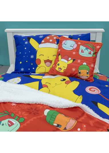 Pokemon Christmas Square Cushion (40cm x 40cm)