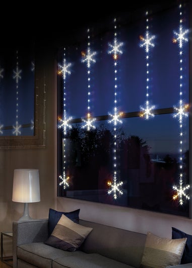 Premier Decorations 390 White LED Snowflake Twinkling Curtain Light