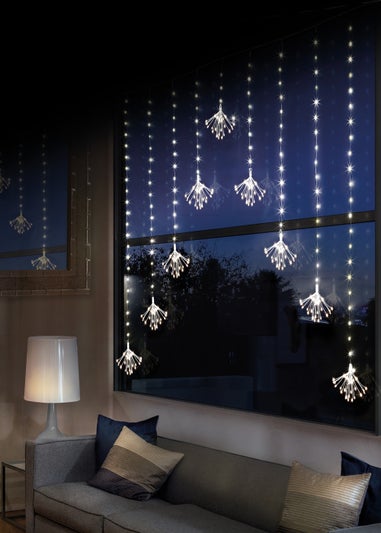 Premier Decorations 483 White LED Sputnik Curtain Light