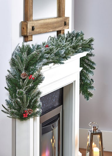 Premier Decorations 1.8m New Jersey Berry and Pine Cone Garland