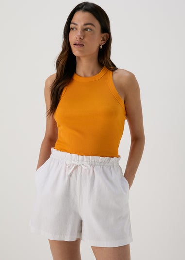 White Solid Tie Waisted Linen Shorts