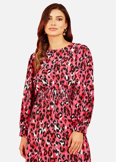 Mela Animal Print Long Sleeve Ruched Midi Dress In Pink