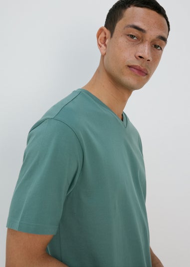 Pine V Neck T-Shirt