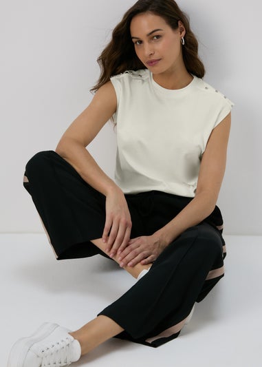 Et Vous Ivory Stud Detail T-Shirt