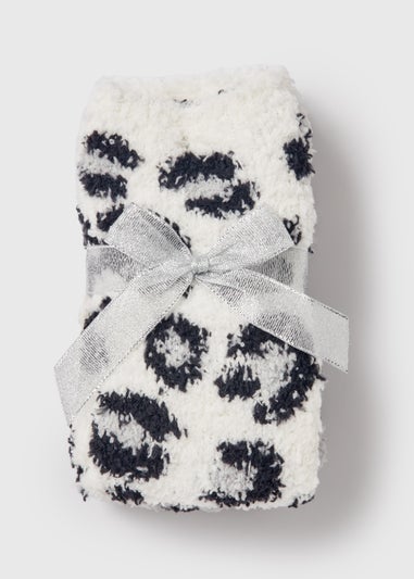 2 Pack Cream Animal Print Cosy Socks