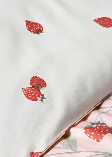 Pink Strawberry Duvet Set