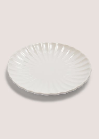 Natural Scalloped Dinner Plate (28cm)