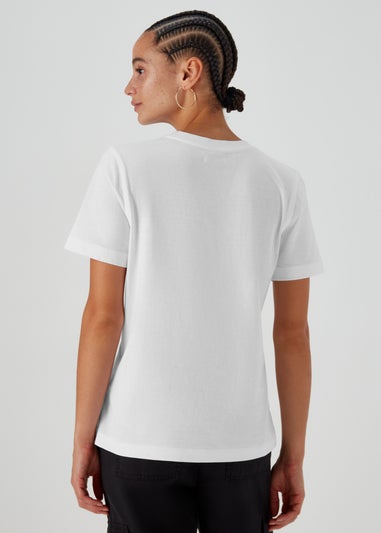 White Modern Plain T-Shirt