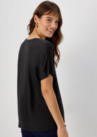 Et Vous Black Classic V Neck T-Shirt