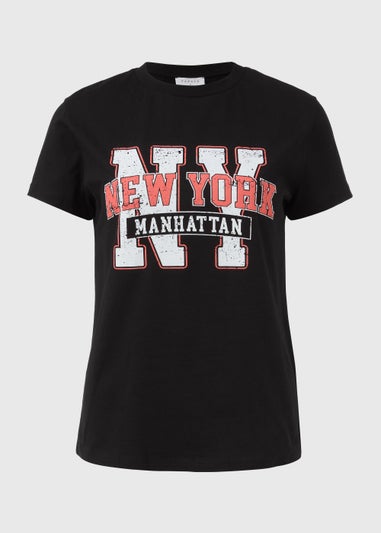 Black Manhattan Graphic Tee