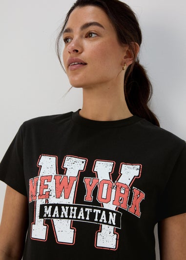 Black Manhattan Graphic Tee