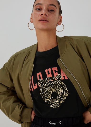 Black Tiger Graphic T-Shirt