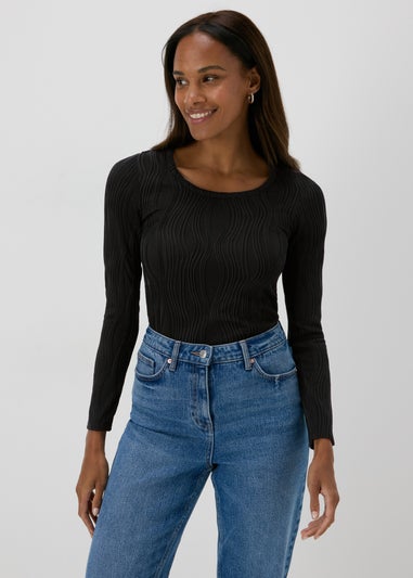 Black Textured Scoop Neck Top