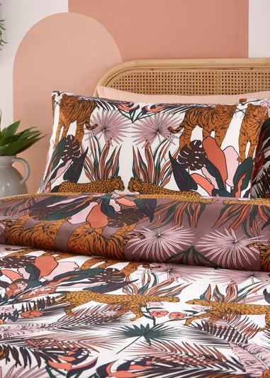 furn. Kaihalulu Exotic Floral Duvet Cover Set