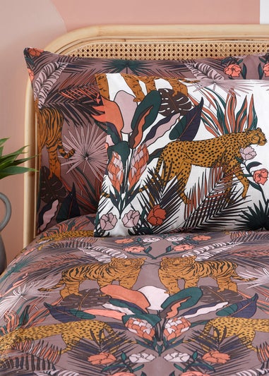 furn. Kaihalulu Exotic Floral Duvet Cover Set