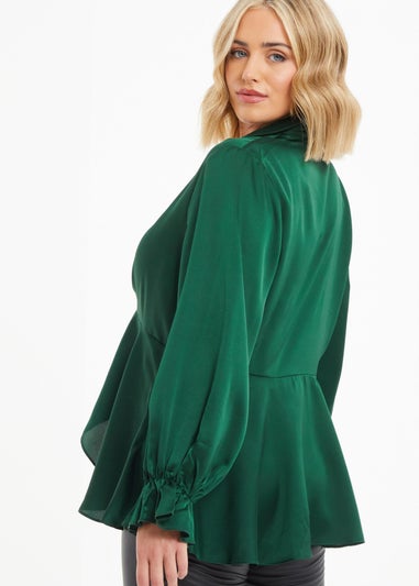 Quiz Green Curve Satin Frill Cuff Blouse