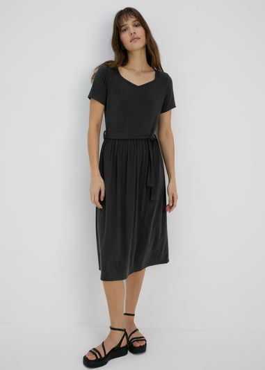 Black Belted Ribbed Midi Dress