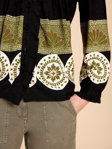 Fia Bluse mit Rüschenkragen
