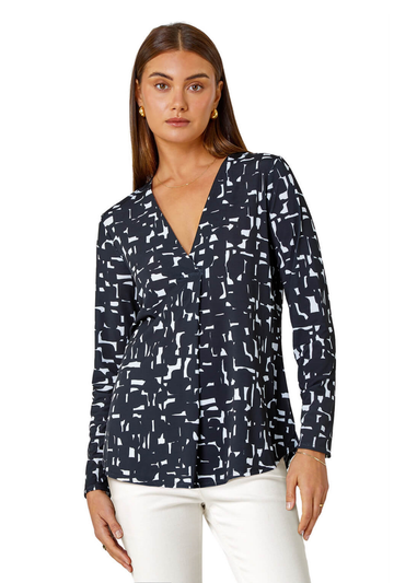 Roman Black Geometric V-Neck Pleat Detail Stretch Top