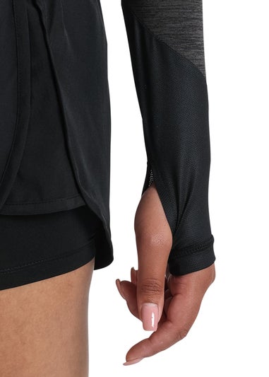 Umbro Black Pro Training Long-Sleeved Crop Top
