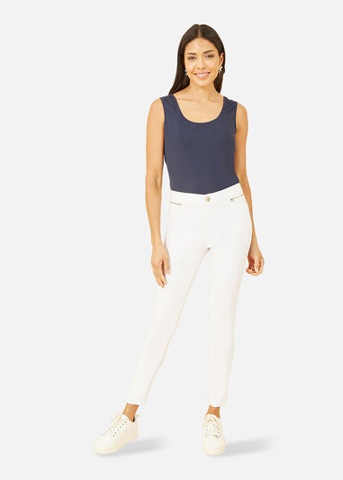 Yumi White Stretch Jegging With Zip Detail
