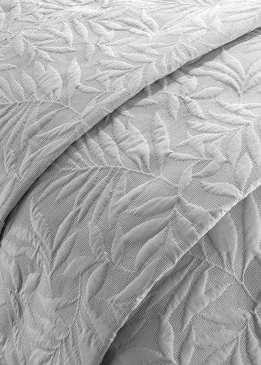 Serene Luana Soft Touch Pinsonic Silver Bedspread