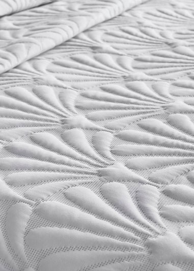 Serene Cavali Pinsonic White Duvet Cover Set