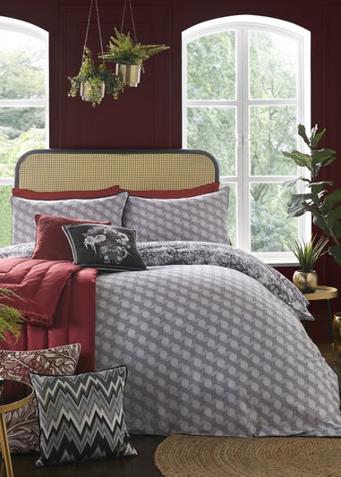 Laurence Llewelyn-Bowen Heart of The Home Sateen Black Duvet Cover Set