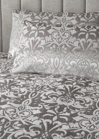 Laurence Llewelyn-Bowen Firenza Velvet Silver Duvet Cover Set