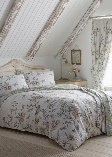 Dreams & Drapes Design Amelle Green Bedspread