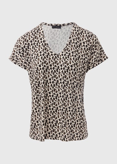 Et Vous Beige Leopard Print V-Neck T-Shirt