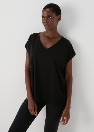 Souluxe Black V Neck T Shirt